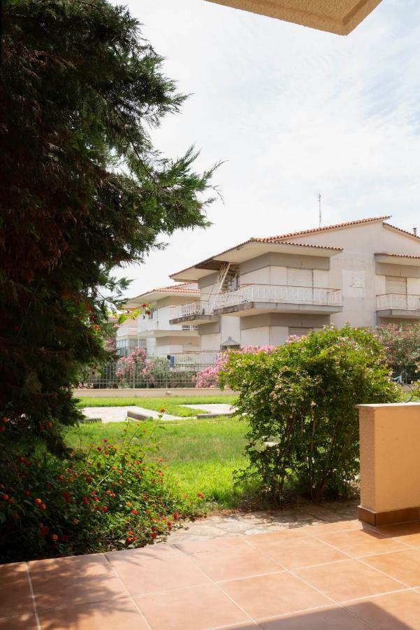 Alexandros Maisonettes Неа Мудания Екстериор снимка