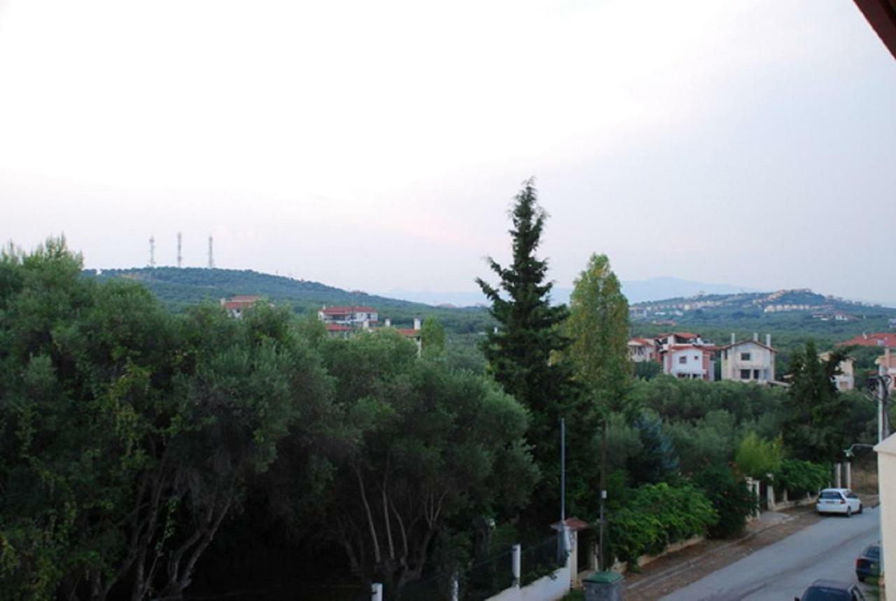 Alexandros Maisonettes Неа Мудания Екстериор снимка